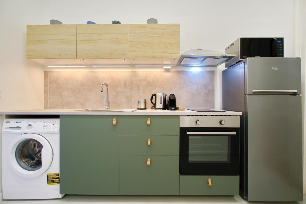 Pau Stylish Studios In The Heart Of 부다페스트 외부 사진