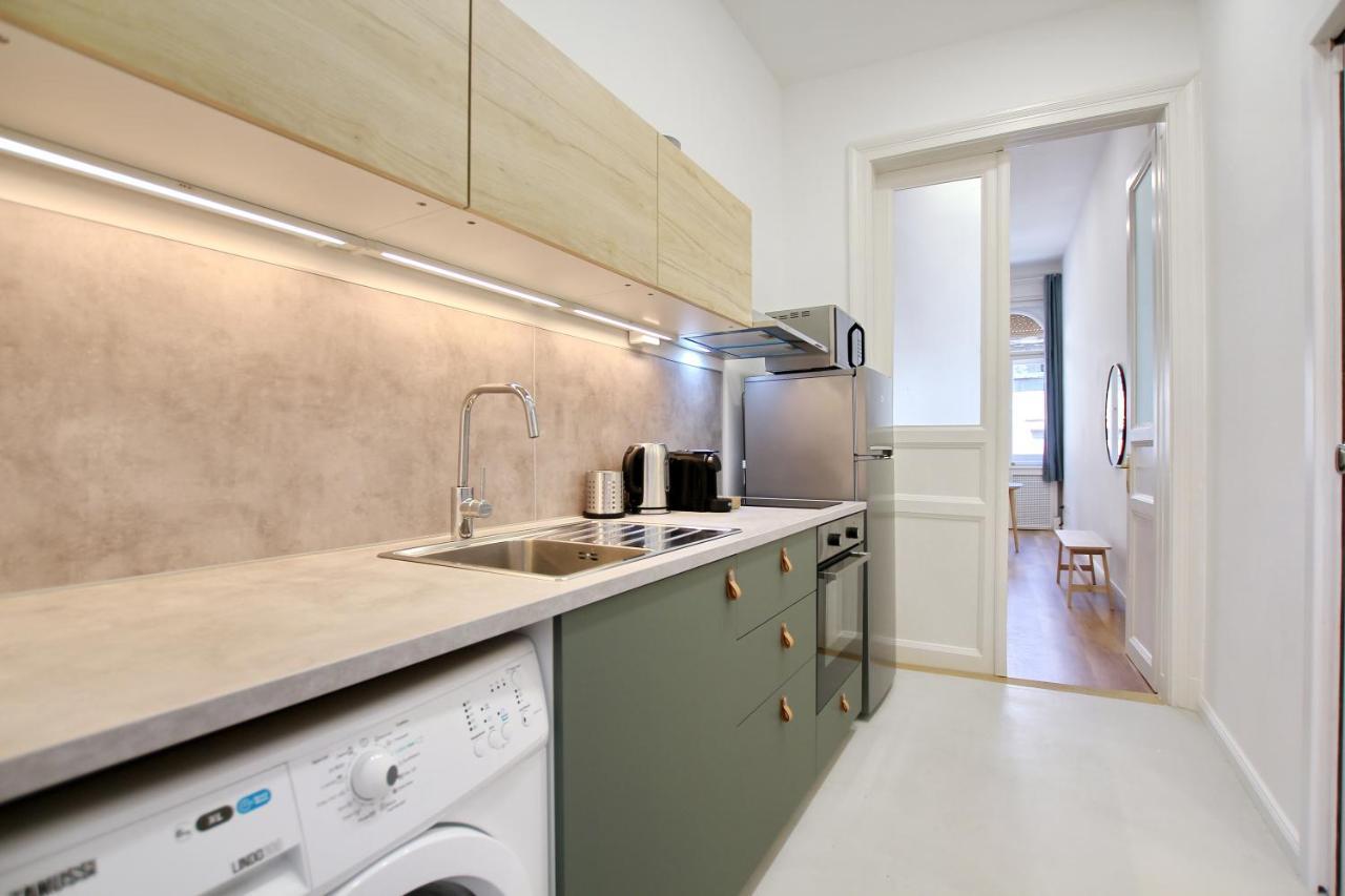 Pau Stylish Studios In The Heart Of 부다페스트 외부 사진