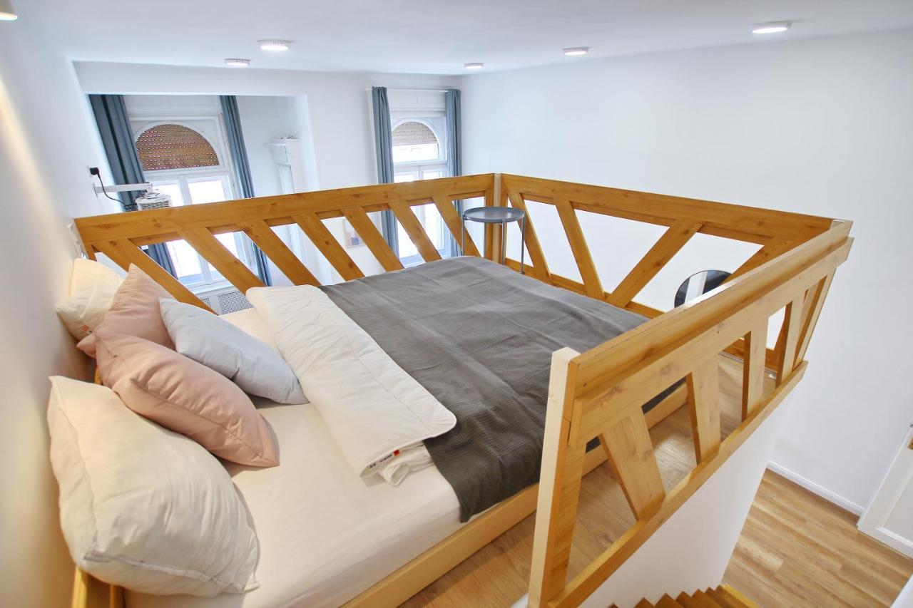 Pau Stylish Studios In The Heart Of 부다페스트 외부 사진
