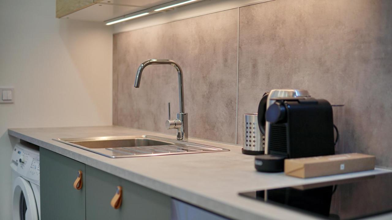 Pau Stylish Studios In The Heart Of 부다페스트 외부 사진