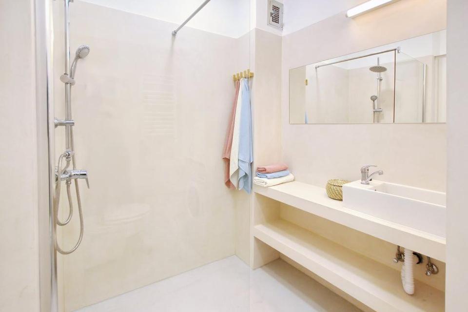 Pau Stylish Studios In The Heart Of 부다페스트 외부 사진